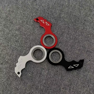 🔥隔日達 美式karambit陀螺旋轉鑰匙扣 旋轉勾玉 金屬材質 旋轉車鑰匙圈 三代旋轉鑰匙扣 指尖陀螺 解壓 炫酷