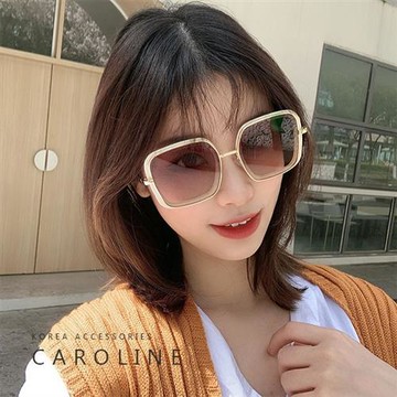《Caroline》年度最新網紅INS方形金屬大框抗UV時尚太陽眼鏡 72273