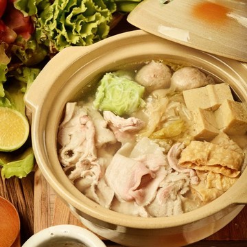 海肉管家 【滿777免運】酸菜白肉鍋(1包_1100g/包_火鍋/鍋底/湯底/年菜必買)