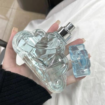 【台灣發貨 高品質】冷門…但是會反復愛上的清冷奶香云朵香水女士持久留香清新淡香水