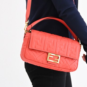 FENDI 8BR600 Baguette經典壓花皮革兩用法棍包.橘紅
