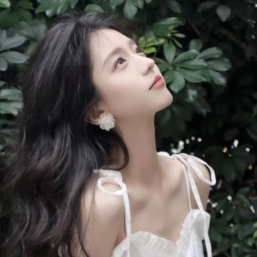 瘋狂芭比 趙露思同款白色山茶花耳飾女小眾設計感高級夏海邊耳飾