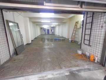 日日春1樓｜面寬出入方便、空間大好利用~｜新北市樹林區新興街