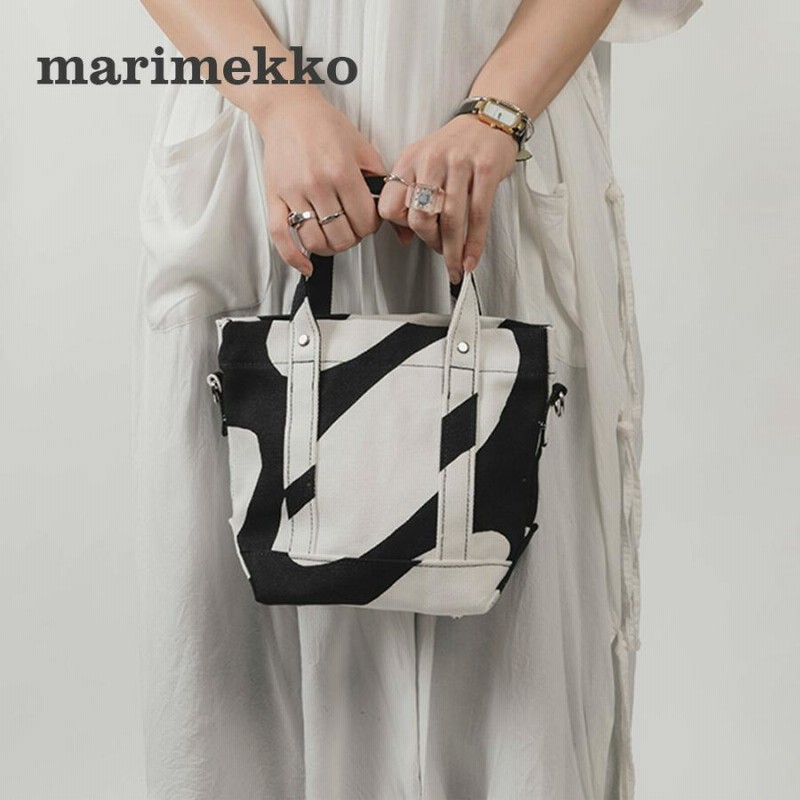 マリメッコ Marimekko トートバッグ PIKKU PERUSKASSI LINSSI