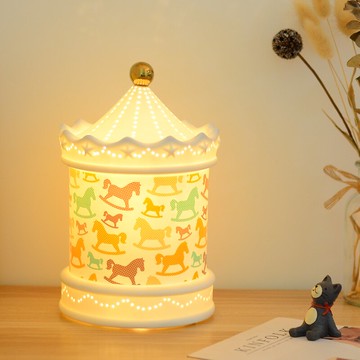 小夜燈ins少女心夢幻旋轉木馬送女友生日情人圣誕禮物臥室床頭燈