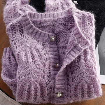 纖婕芙2022春季新款高級感鏤空毛衣女溫柔風紫色單排扣針織開衫潮