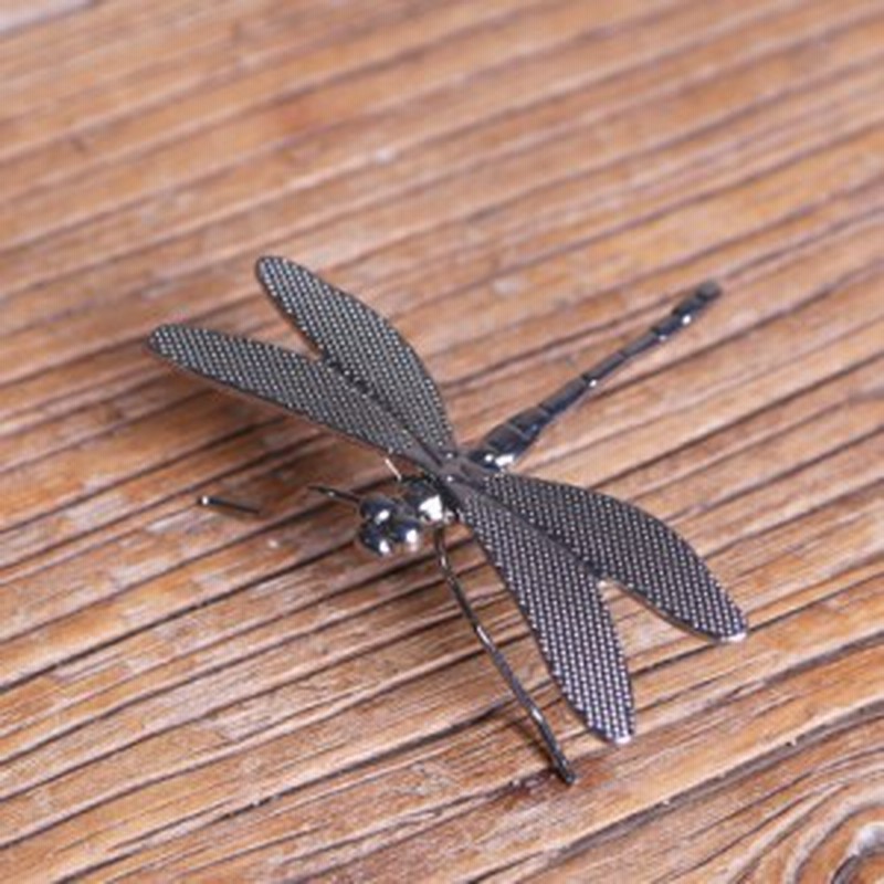 置物 リアルなトンボモチーフ メタリック 金属製 シルバー 通販 Lineポイント最大10 0 Get Lineショッピング