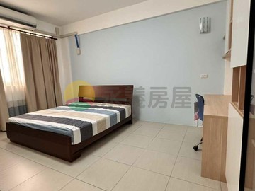 阿蓮瘋搶｜精品裝潢雙學區車墅｜一卡皮箱直接入住｜高雄市阿蓮區成功街