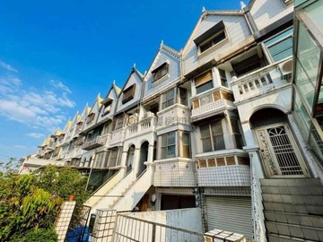 橋科新生活圈 海成社區 免千萬質感車墅84083	｜高雄市燕巢區海成東街
