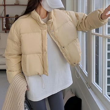 寬鬆立領羽絨外套  淺黃  肩寬48cm + 胸寬54cm + 全長56cm + 袖長54cm