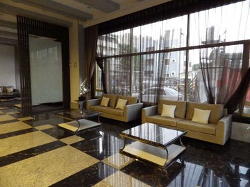 美術館特區★淳美術三面採光★3房平車｜高雄市鼓山區葆禎路