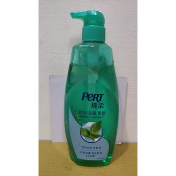 peRT飛柔控油去屑柔顺洗髮露600克 0%矽靈~ 針對頭癢頭屑問題