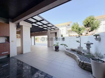 高雄小城面寬雙車豪華別墅#屋況超棒#近科學園區｜高雄市路竹區復興路