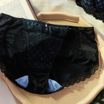 傾訴情話系列 蕾絲中腰平口褲 M-XXL(夜光黑)