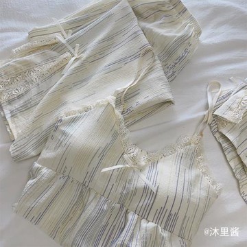 日系感 帶胸墊吊帶睡衣女泡泡棉夏季純欲風三件套家居服2023新款
