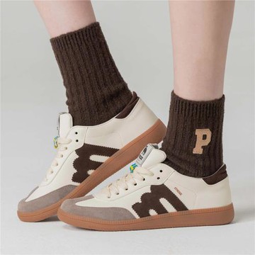 moz 瑞典駝鹿 德訓鞋 (附鞋帶扣) 摩卡 經典復古