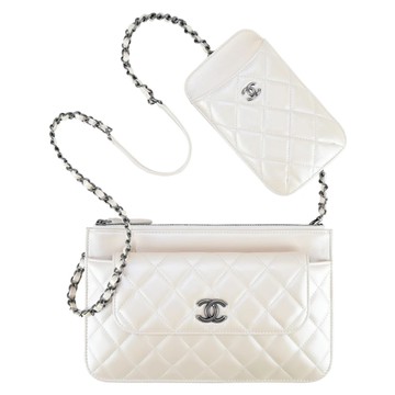 CHANEL Clutch With Chain 小羊皮金屬鍊帶菱格紋三合一肩背包(白)