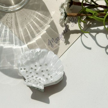 【Fee隔日到貨單色】人魚公主淚鑽光澤感貝殼鯊魚夾🔥小髮夾 盤髮抓夾 髮夾 半圓形髮夾 抓夾 大髮夾 盤髮 大嘴夾 夾