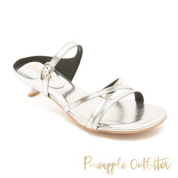 Pineapple-Outfitter-極簡美學不對稱交叉細帶貓跟涼鞋RAVIV-銀色