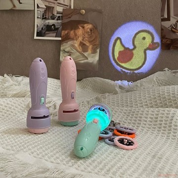 精選好物🌈兒童手電筒寶寶投影玩具嬰兒早教益智發光圖案識字幼兒園哄娃神器