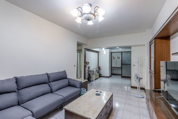 (專)鳳甲近明星學區｜ 京城熱帶嶼美三房大平車｜高雄市鳳山區鳳甲路