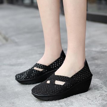 坡跟春季編織鞋女鞋厚底增高休閑一腳蹬媽媽鞋搖搖鞋涼鞋黑色工作