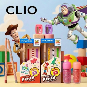 1+1 新禮物🪀【CLIO】玩具總動員聯名柔焦奶瓶唇釉+霧面絲絨唇線筆+削筆器套組