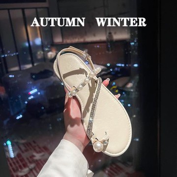 小香風氣質配裙子羅馬涼鞋女夏平底夏天女士一字帶法式夾腳沙灘鞋