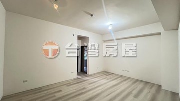 馬賽#重劃區市中心蛋黃區近交流道#全新華廈｜宜蘭縣蘇澳鎮新榮路