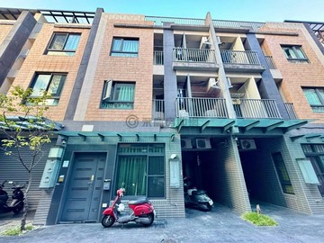 宜蘭大學神農商圈征泰輕屋齡收租別墅｜宜蘭縣宜蘭市擺厘路