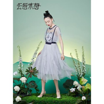 云思木想摩登國風2025夏季新款復古珠片繡拼接網紗連衣裙女10356