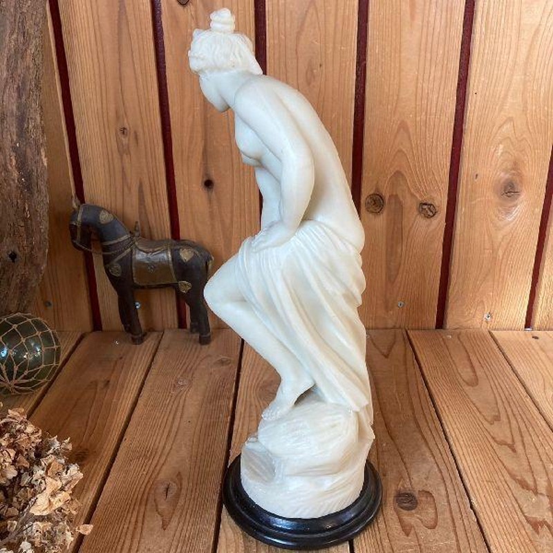 裸婦像 木彫り アンティーク 台座付き 彫刻