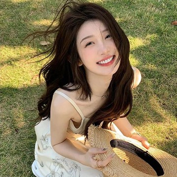 氣質小清新御姐范吊帶連衣裙女小眾設計感2022春夏新款甜美溫柔風