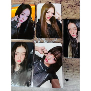 韓居🇰🇷WM特典🥳 MEOVV 1st EP ALBUM MY EYES OPEN VVIDE 特典卡 特典 小卡 卡