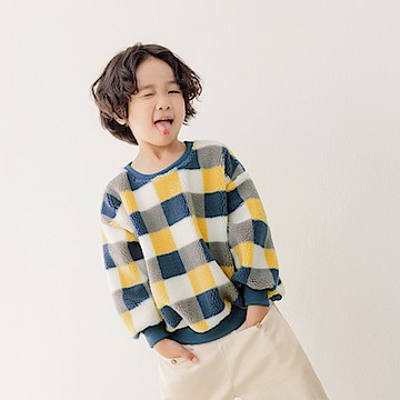 可愛繽紛撞色格紋羊羔毛上衣-OB嚴選