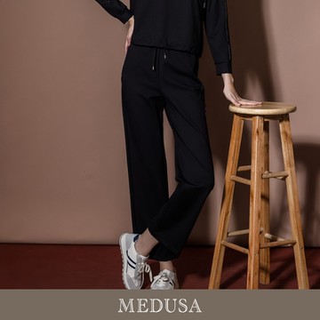 現貨【MEDUSA 曼度莎】黑色金屬感滾邊休閒運動褲（M-XL）｜女運動長褲 女運動褲