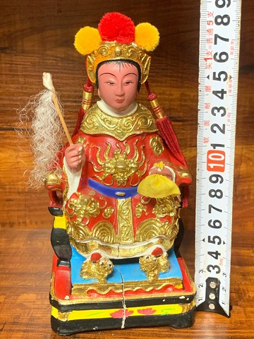 閩工木雕娘呢像！高17厘米！下部自然木裂紋！傳承明顯！