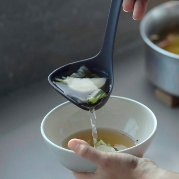 不傷鍋系列 | 耐熱矽膠湯杓(S) 2色 灰色