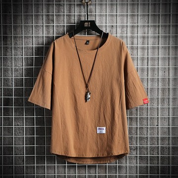 日系不規則設計棉麻短袖T恤 / 涼爽輕薄 / 男女皆可穿 / 寬鬆落肩 / 圓弧下擺開岔 / 4色 / M-XL / 大尺碼【QTJBYT00825】