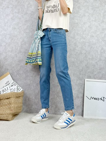 穿起來俐落卻零壓迫牛仔褲