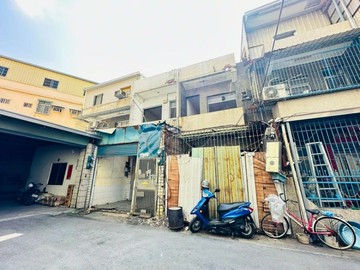 仁武鳳仁路非常欠修理雙胞胎透天B｜高雄市仁武區鳳仁路