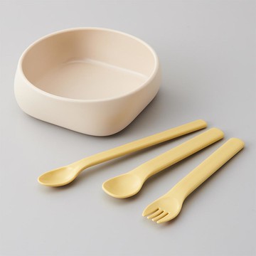 akachan honpo - 四邊有角易舀取！吃得乾乾淨淨 幼兒餐具-鮮奶白