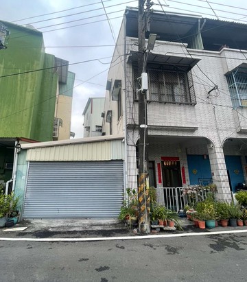 長治鄉邊間大地坪面寬雙車庫恬靜透天｜屏東縣長治鄉新興路