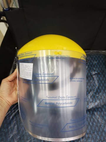 永大醫療~ 防疫商品～臉部遮罩~重複用防疫面罩/防護罩/罩使用~350元隔離衣可搭配口