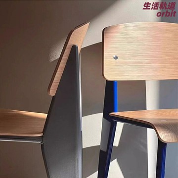 【復古奶油風】餐椅 設計師椅 實木餐椅 靠背椅 餐椅 椅子 北歐中古風 實木框架 奶油色軟包 設計師標準 餐廳書房適用