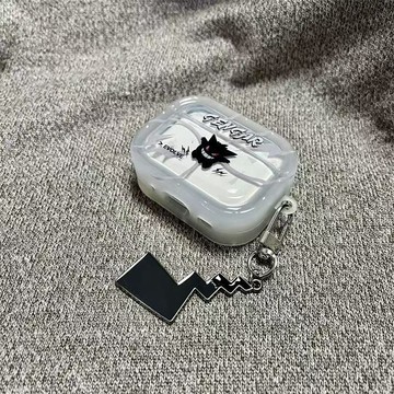【風越數碼】閃電耿鬼適用AirPods1/2/3/4代蘋果AirPods Pro2黑白耿鬼無線藍芽耳機套保護殼
