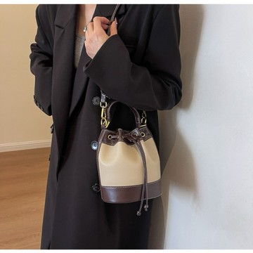 『Mika迷卡』A25現貨  新款水桶包高級質感抽帶手提包時尚復古百搭撞色單肩跨挎包  預購請聊聊