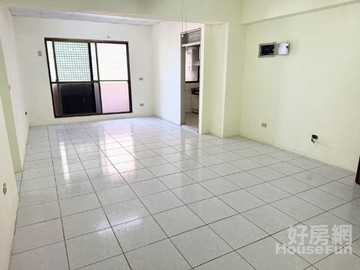 ⭐竹北站前❤️名人廣場次頂樓三房+平車⭐住商泓碩｜新竹縣竹北市新泰路