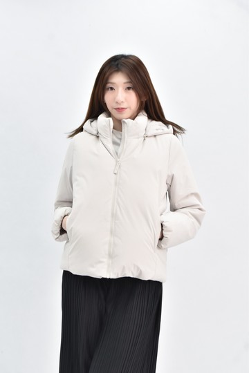 (M) uniqlo 羽絨連帽杏色外套