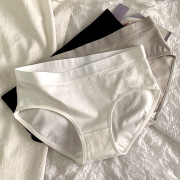 內褲 女純色無痕中腰內褲 少女生透氣內褲 女士內褲【不二雜貨】